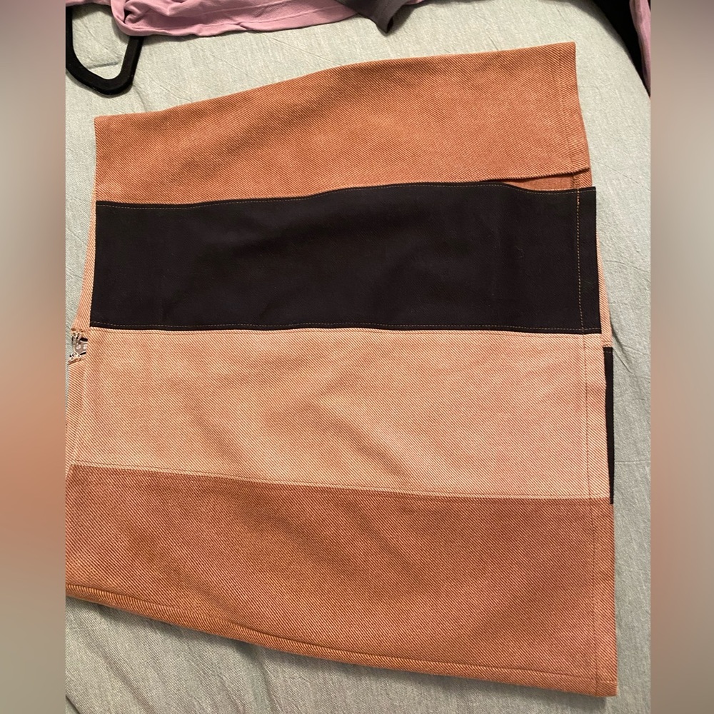 Altar’d State mini skirt, never worn, size medium